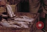 Standbild Markt Japan, 1946, aus Sekunde 32 historischem Filmmaterial Videoclip 65675057893