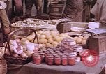 Standbild Markt Japan, 1946, aus Sekunde 43 historischem Filmmaterial Videoclip 65675057893