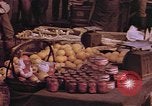 Standbild Markt Japan, 1946, aus Sekunde 44 historischem Filmmaterial Videoclip 65675057893