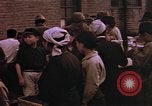 Standbild Markt Japan, 1946, aus Sekunde 56 historischem Filmmaterial Videoclip 65675057893