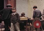 Immagine di Le attività di strada Kyoto in Giappone, 1946, secondo 9 filmato di repertorio 65675057895