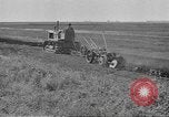 Image farms Northwestern United States USA, 1942, de la seconde 22 séquences d'archives historiques vidéo 65675057906