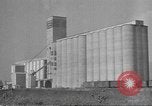 Standbild Betriebe und Industrie von Midwest USA Midwest United States USA, 1942, aus Sekunde 43 historischem Filmmaterial Videoclip 65675057908