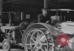 Standbild Landmaschinen Midwest United States USA, 1942, aus Sekunde 33 historischem Filmmaterial Videoclip 65675057912