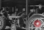 Standbild Landmaschinen Midwest United States USA, 1942, aus Sekunde 34 historischem Filmmaterial Videoclip 65675057912