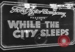 Standbild Lkw-Transport Industrie arbeiten in der Nacht New York City USA, 1940, aus Sekunde 9 historischem Filmmaterial Videoclip 65675057913