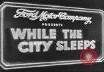 Standbild Lkw-Transport Industrie arbeiten in der Nacht New York City USA, 1940, aus Sekunde 19 historischem Filmmaterial Videoclip 65675057913