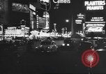 Standbild Lkw-Transport Industrie arbeiten in der Nacht New York City USA, 1940, aus Sekunde 33 historischem Filmmaterial Videoclip 65675057913