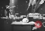 Standbild Lkw-Transport Industrie arbeiten in der Nacht New York City USA, 1940, aus Sekunde 59 historischem Filmmaterial Videoclip 65675057913