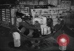 Standbild Lkw-Transport Industrie in den Vereinigten Staaten circa 1940 United States USA, 1940, aus Sekunde 60 historischem Filmmaterial Videoclip 65675057914