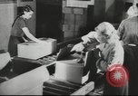 Standbild deutsche Volk Berlin Deutschland, 1943, aus Sekunde 38 historischem Filmmaterial Videoclip 65675057915