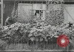 Standbild deutsche Volk Berlin Deutschland, 1943, aus Sekunde 47 historischem Filmmaterial Videoclip 65675057915