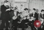 Standbild deutsche Volk Berlin Deutschland, 1943, aus Sekunde 55 historischem Filmmaterial Videoclip 65675057915