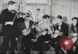 Standbild deutsche Volk Berlin Deutschland, 1943, aus Sekunde 56 historischem Filmmaterial Videoclip 65675057915