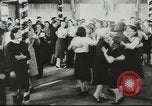 Standbild deutsche Volk Berlin Deutschland, 1943, aus Sekunde 58 historischem Filmmaterial Videoclip 65675057915