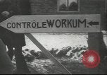 Standbild Eislaufen Berlin Deutschland, 1942, aus Sekunde 16 historischem Filmmaterial Videoclip 65675057933