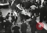 Standbild Eislaufen Berlin Deutschland, 1942, aus Sekunde 18 historischem Filmmaterial Videoclip 65675057933