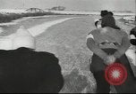 Standbild Eislaufen Berlin Deutschland, 1942, aus Sekunde 23 historischem Filmmaterial Videoclip 65675057933