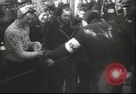 Standbild Eislaufen Berlin Deutschland, 1942, aus Sekunde 38 historischem Filmmaterial Videoclip 65675057933