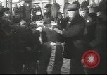 Standbild Eislaufen Berlin Deutschland, 1942, aus Sekunde 40 historischem Filmmaterial Videoclip 65675057933