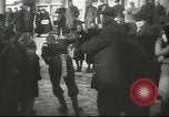 Standbild Eislaufen Berlin Deutschland, 1942, aus Sekunde 41 historischem Filmmaterial Videoclip 65675057933
