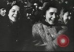 Standbild Eiskunstlauf Berlin Deutschland, 1942, aus Sekunde 22 historischem Filmmaterial Videoclip 65675057934