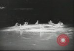 Standbild Eiskunstlauf Berlin Deutschland, 1942, aus Sekunde 59 historischem Filmmaterial Videoclip 65675057934