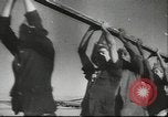 Image les responsables français de Vichy désert du Sahara en Afrique, 1942, de la seconde 15 séquences d'archives historiques vidéo 65675057935