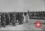 Image les responsables français de Vichy désert du Sahara en Afrique, 1942, de la seconde 45 séquences d'archives historiques vidéo 65675057935