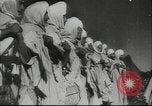 Image les responsables français de Vichy désert du Sahara en Afrique, 1942, de la seconde 55 séquences d'archives historiques vidéo 65675057935