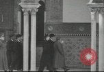 Standbild Francisco Franco hosts der portugiesische Premierminister in Zweiten Weltkrieg Sevilla Spanien, 1942, aus Sekunde 56 historischem Filmmaterial Videoclip 65675057937