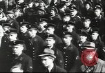 Immagine di Presentano militare Vienna Austria, 1942, secondo 9 filmato di repertorio 65675057939