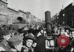 Immagine di Presentano militare Vienna Austria, 1942, secondo 28 filmato di repertorio 65675057939