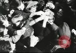 Immagine di Presentano militare Vienna Austria, 1942, secondo 39 filmato di repertorio 65675057939