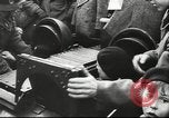 Immagine di Presentano militare Vienna Austria, 1942, secondo 50 filmato di repertorio 65675057939