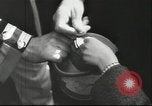 Immagine di Presentano militare Vienna Austria, 1942, secondo 51 filmato di repertorio 65675057939