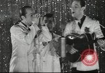 Standbild flämischen Musiker Berlin Deutschland, 1942, aus Sekunde 20 historischem Filmmaterial Videoclip 65675057940