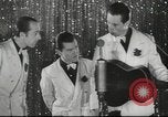 Standbild flämischen Musiker Berlin Deutschland, 1942, aus Sekunde 28 historischem Filmmaterial Videoclip 65675057940