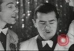 Standbild flämischen Musiker Berlin Deutschland, 1942, aus Sekunde 36 historischem Filmmaterial Videoclip 65675057940