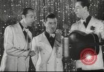 Standbild flämischen Musiker Berlin Deutschland, 1942, aus Sekunde 48 historischem Filmmaterial Videoclip 65675057940