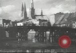 Immagine di Gli edifici danneggiati Lubeck Germania, 1942, secondo 4 filmato di repertorio 65675057943