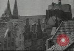 Immagine di Gli edifici danneggiati Lubeck Germania, 1942, secondo 7 filmato di repertorio 65675057943