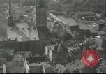 Immagine di Gli edifici danneggiati Lubeck Germania, 1942, secondo 24 filmato di repertorio 65675057943