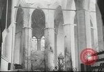 Immagine di Gli edifici danneggiati Lubeck Germania, 1942, secondo 44 filmato di repertorio 65675057943