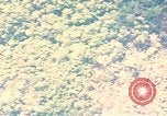 Image missions de frappe aérienne en Asie du Sud-Est, 1967, de la seconde 5 séquences d'archives historiques vidéo 65675057952