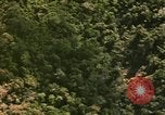 Image missions de frappe aérienne en Asie du Sud-Est, 1967, de la seconde 43 séquences d'archives historiques vidéo 65675057952