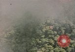 Image missions de frappe aérienne en Asie du Sud-Est, 1967, de la seconde 53 séquences d'archives historiques vidéo 65675057952