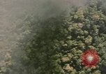 Image missions de frappe aérienne en Asie du Sud-Est, 1967, de la seconde 54 séquences d'archives historiques vidéo 65675057952