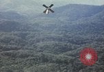 Standbild Air Strike Missionen Vietnam, 1967, aus Sekunde 43 historischem Filmmaterial Videoclip 65675057954
