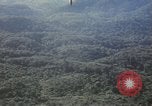 Standbild Air Strike Missionen Vietnam, 1967, aus Sekunde 45 historischem Filmmaterial Videoclip 65675057954